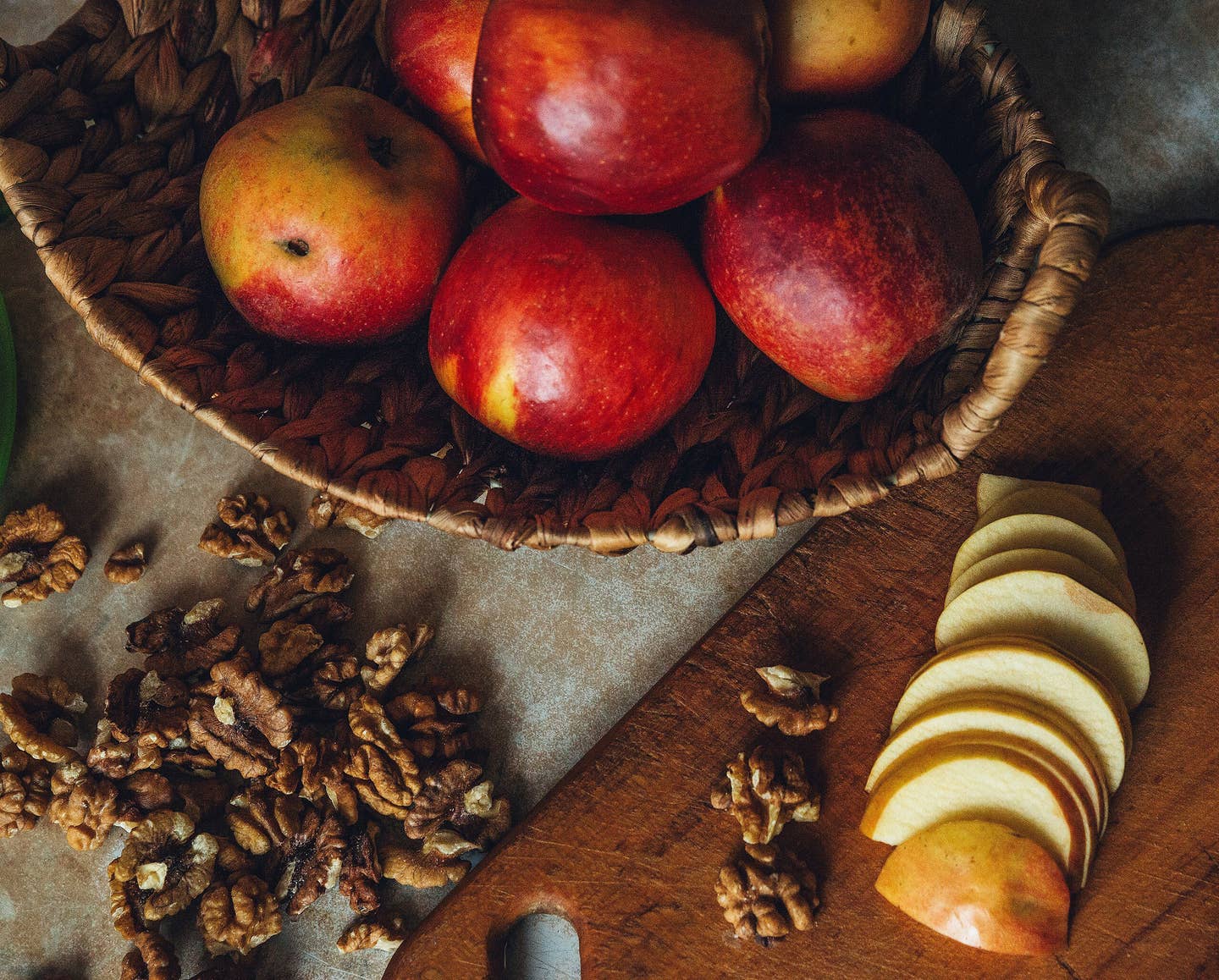 Directly Above Shot Of Apples On Table